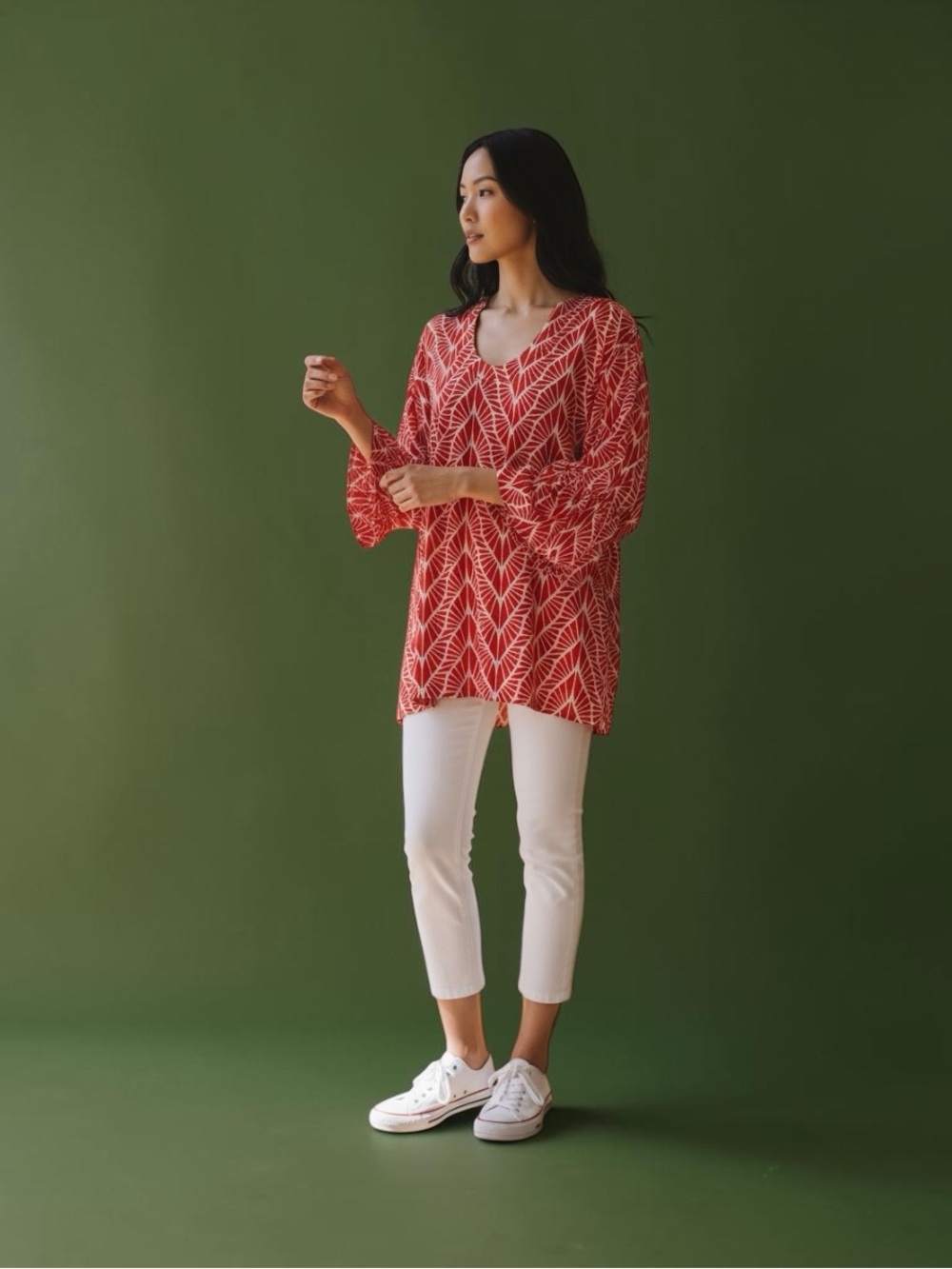 Escapada Red and White Relaxed Fit Top Size Large - Picture 2 of 8